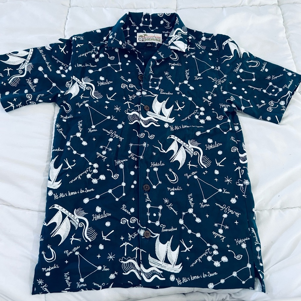 Boys Patagonia Navy Blue Hawaiian Print Shirt